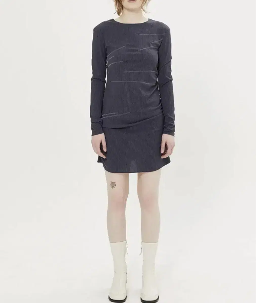 MATIN KIM | 마뗑킴 Matin Kim Onepiece (UNBALANCE LAYERED ZIP